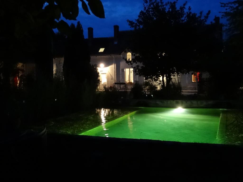 Jardin De Canaan Saint-Julien-de-Chédon Екстериор снимка